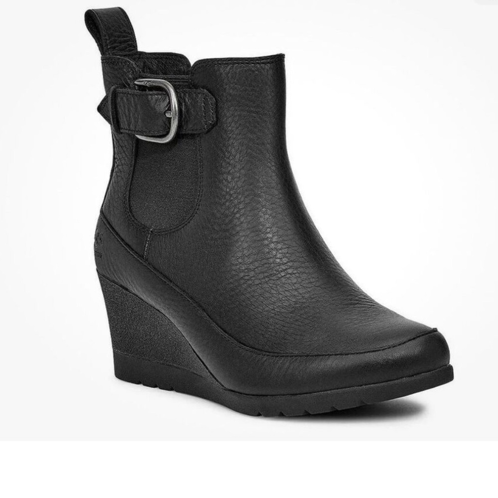 UGG ARLETA WATERPROOF BOOT